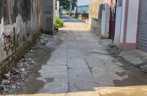 CHỈ 1 LÔ DUY NHẤT , HƠN 2 TỶ SỞ HỮU LÔ ĐẤT BÌA LÀNG ẤP HẠ CÓ SẴN NHÀ CẤP 4